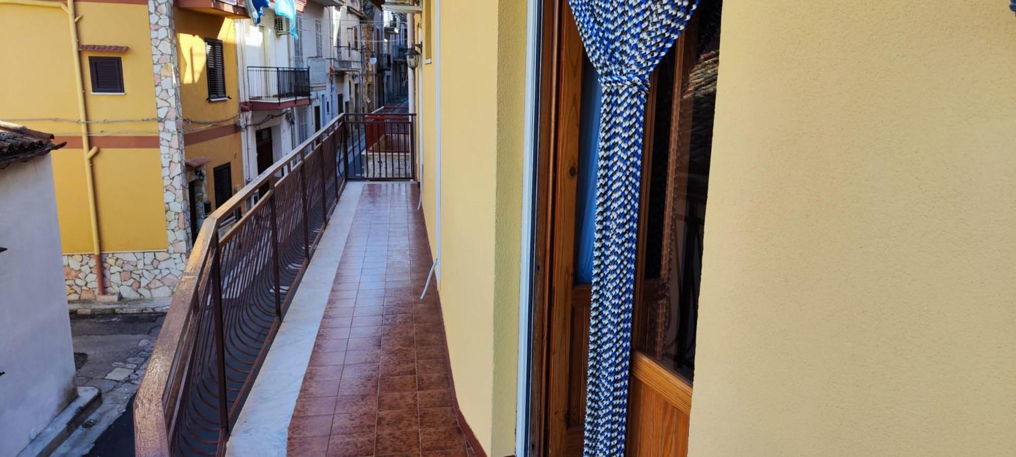 Panoramico Wifi Tv Centro Storico Apartman Casteldaccia Kültér fotó