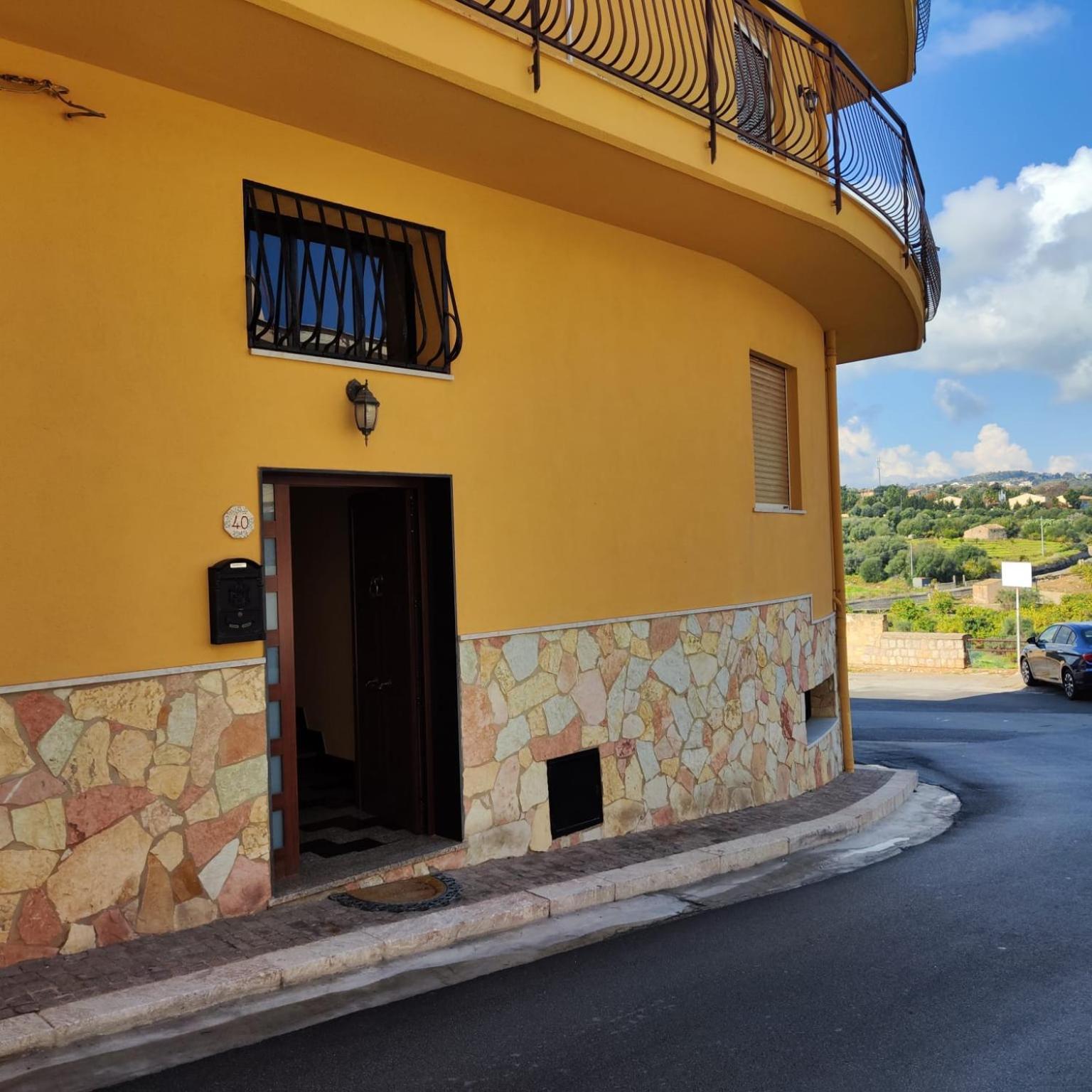 Panoramico Wifi Tv Centro Storico Apartman Casteldaccia Kültér fotó